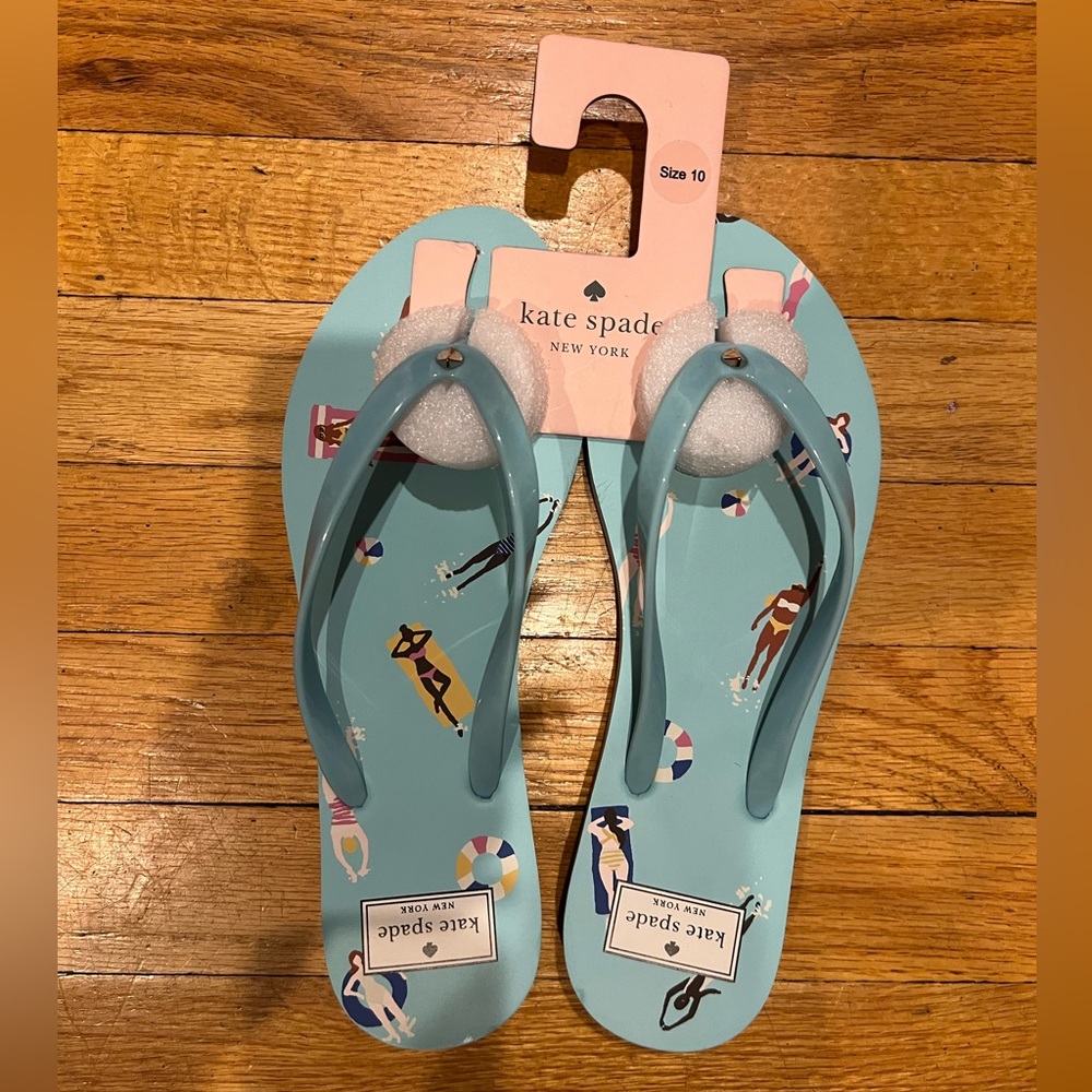 Kate Spade Flip Flops - Size 10 - NWT